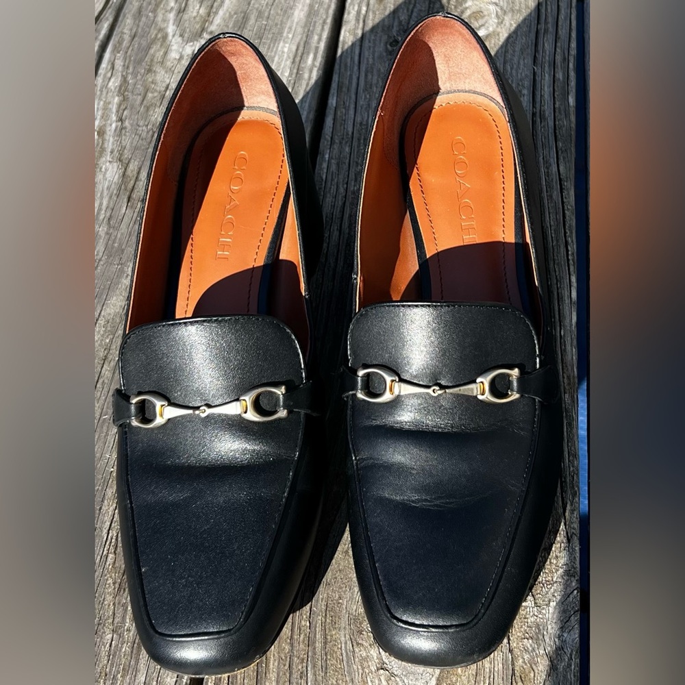 COACH NEA PUMP, BLACK - size 8.5, in EUC 
COACH G5316